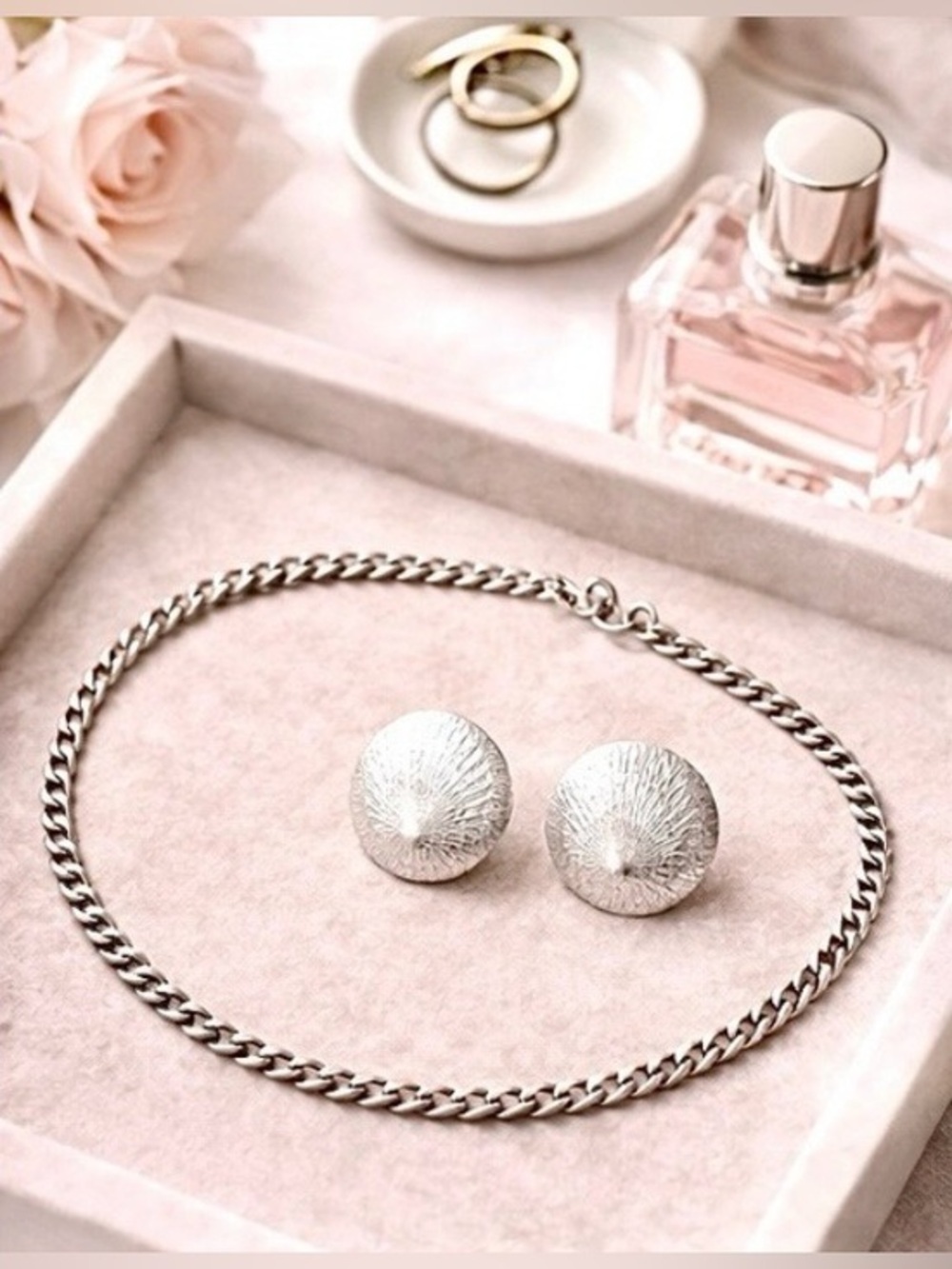 🩶Vintage Silver Tone Chain Necklace ⛓️‍💥 + Textured Clip Earrings Set🩶